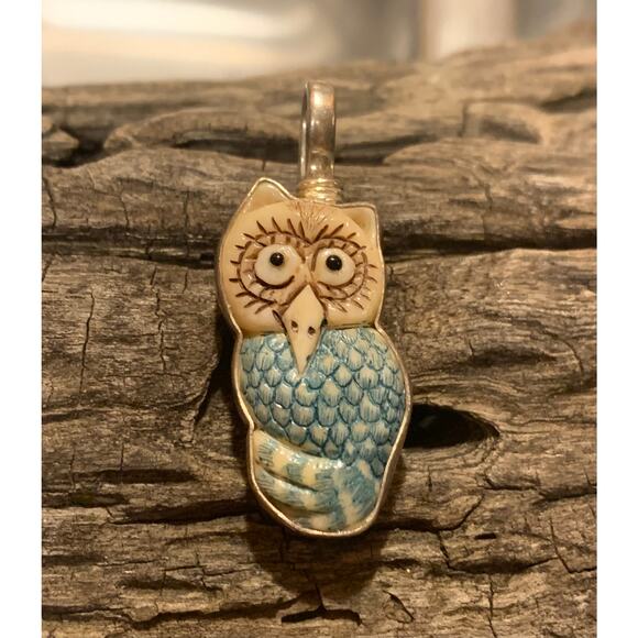 Coreen Cordova Painted Carved Owl Charm/Pendant - Picture 3 of 6